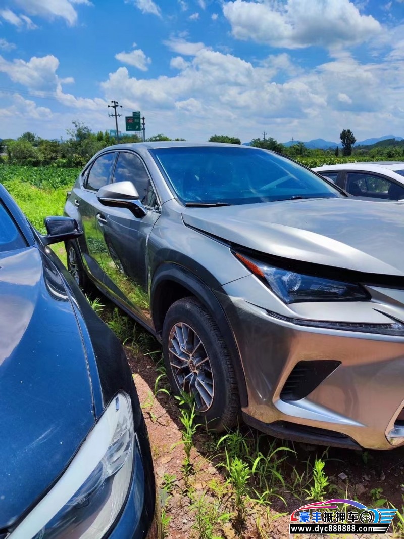 19年雷克萨斯NX轿车抵押车出售