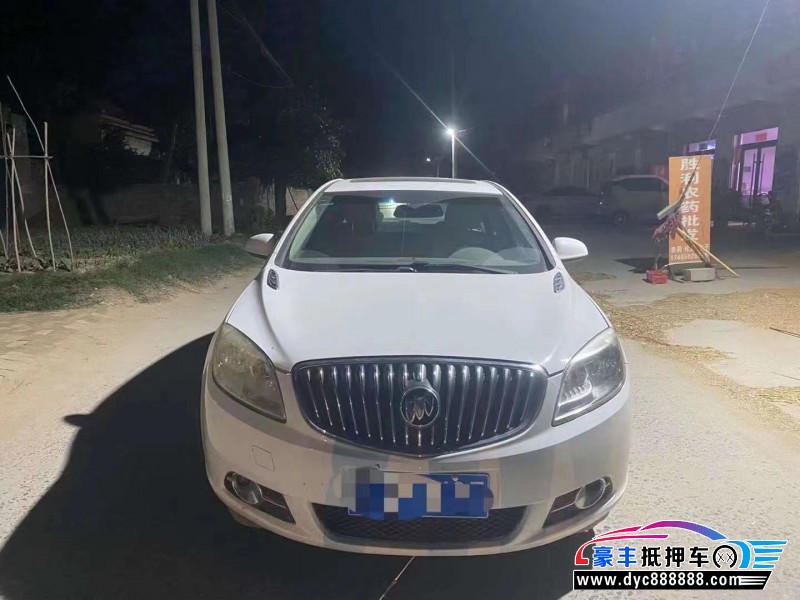 15年别克英朗轿车抵押车出售