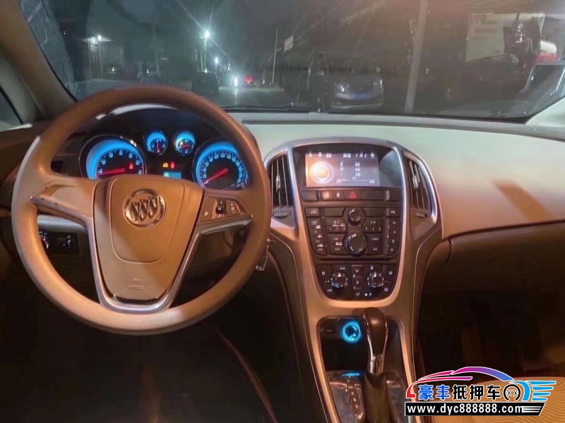 15年别克英朗轿车抵押车出售