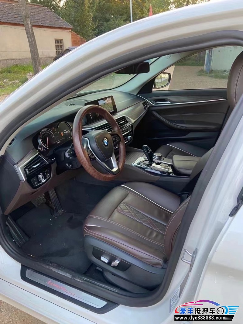 18年宝马5系轿车抵押车出售