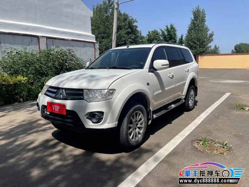 14年三菱帕杰罗·劲畅SUV抵押车出售