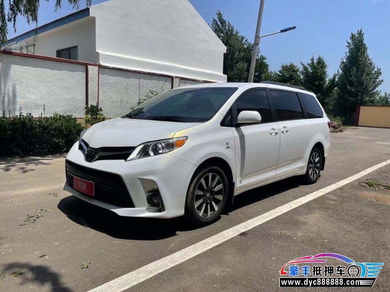 17年丰田塞纳MPV抵押车出售