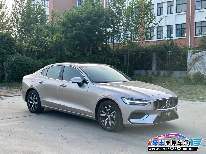 23年沃尔沃S60轿车抵押车出售