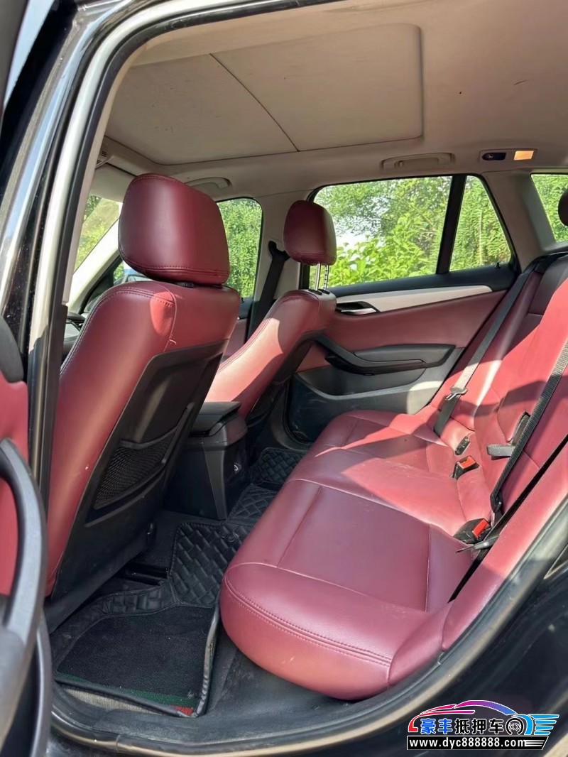 13年宝马X1SUV抵押车出售