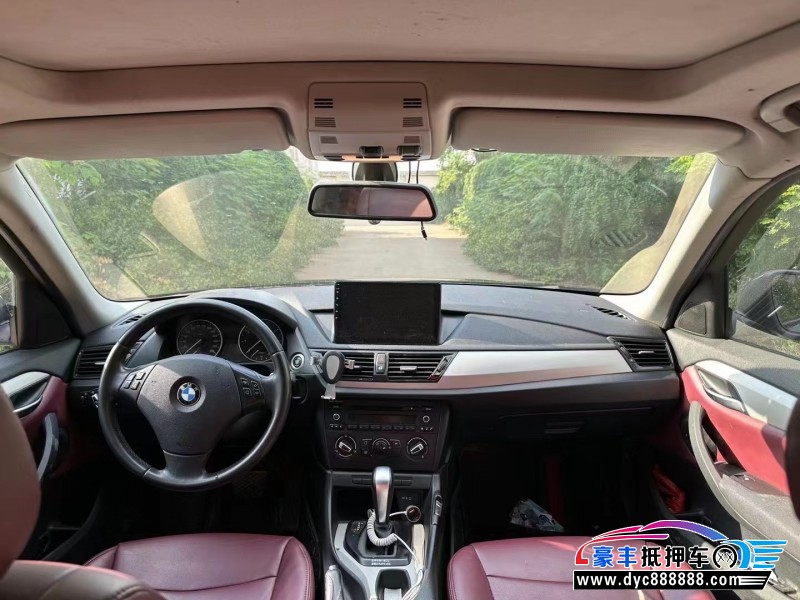 13年宝马X1SUV抵押车出售