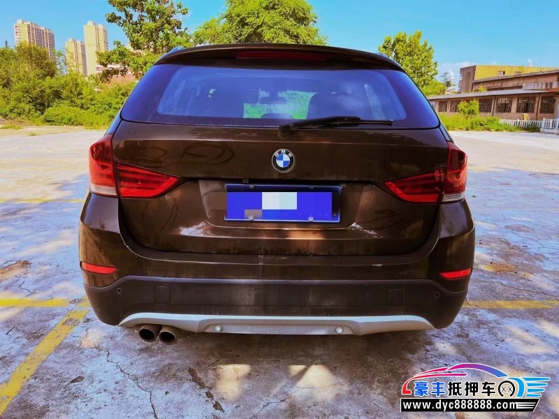 15年宝马X1轿车抵押车出售