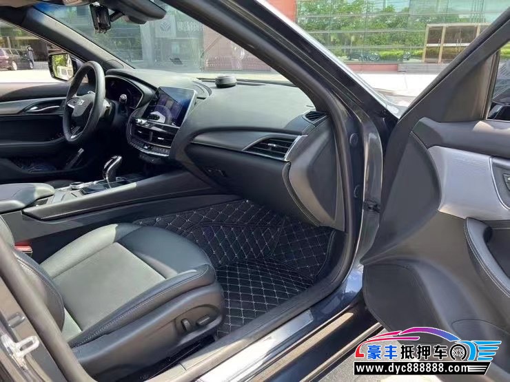 21年凯迪拉克CT5轿车抵押车出售