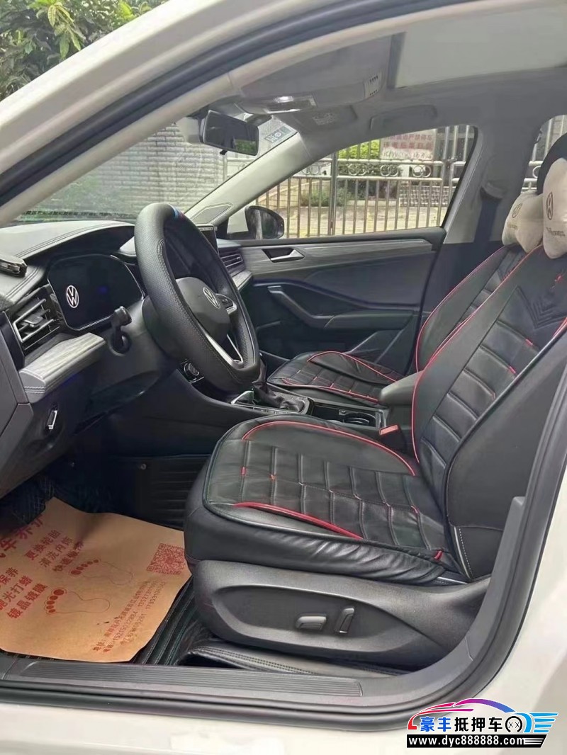 23年大众速腾轿车抵押车出售