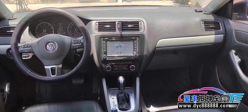 14年大众速腾轿车抵押车出售