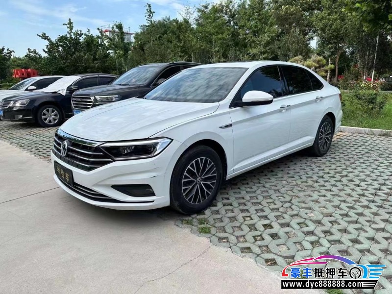 21年大众速腾轿车抵押车出售