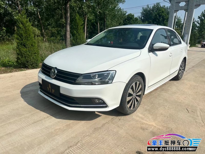 17年大众速腾轿车抵押车出售