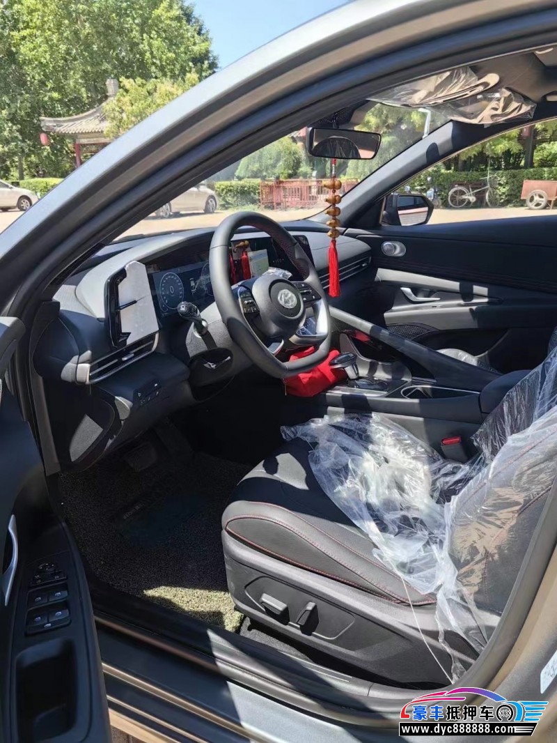 23年现代伊兰特轿车抵押车出售