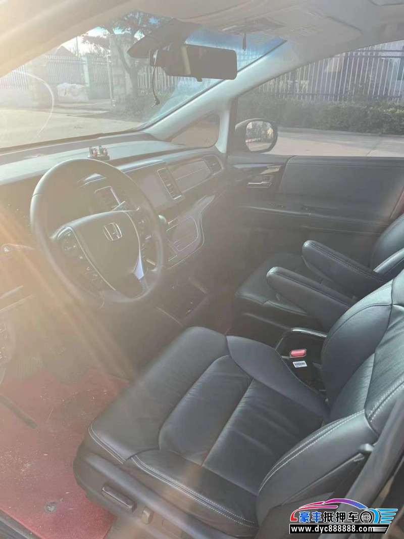 21年本田艾力绅轿车抵押车出售