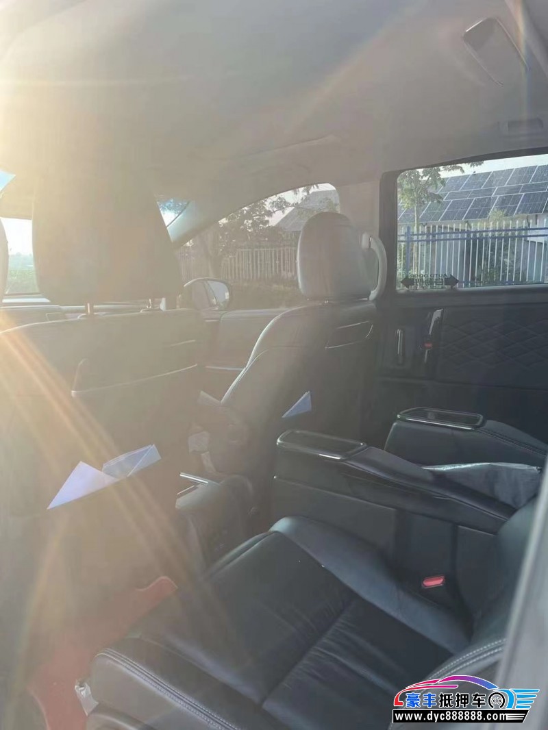 21年本田艾力绅轿车抵押车出售