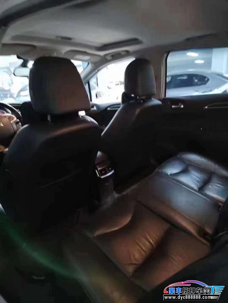 16年雪铁龙C4轿车抵押车出售