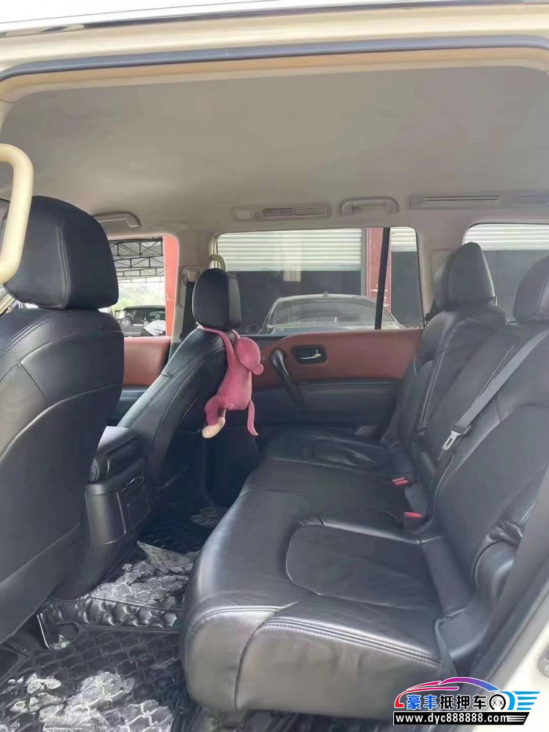 18年日产途乐轿车抵押车出售