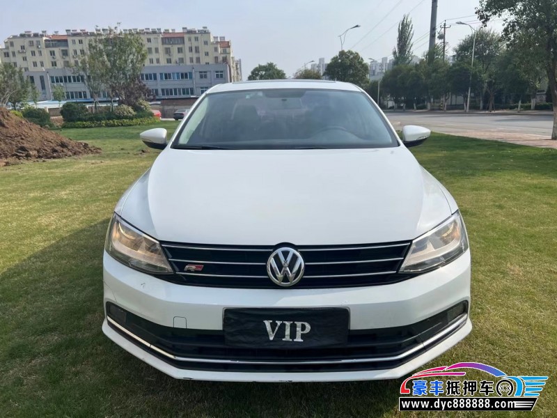 17年大众速腾轿车抵押车出售