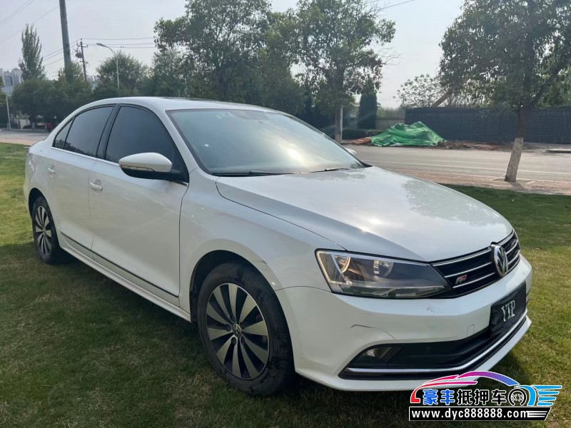 17年大众速腾轿车抵押车出售