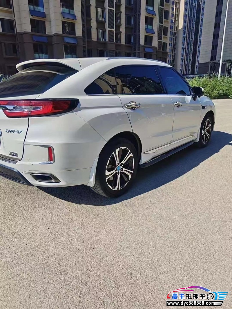 18年本田UR-V轿车抵押车出售