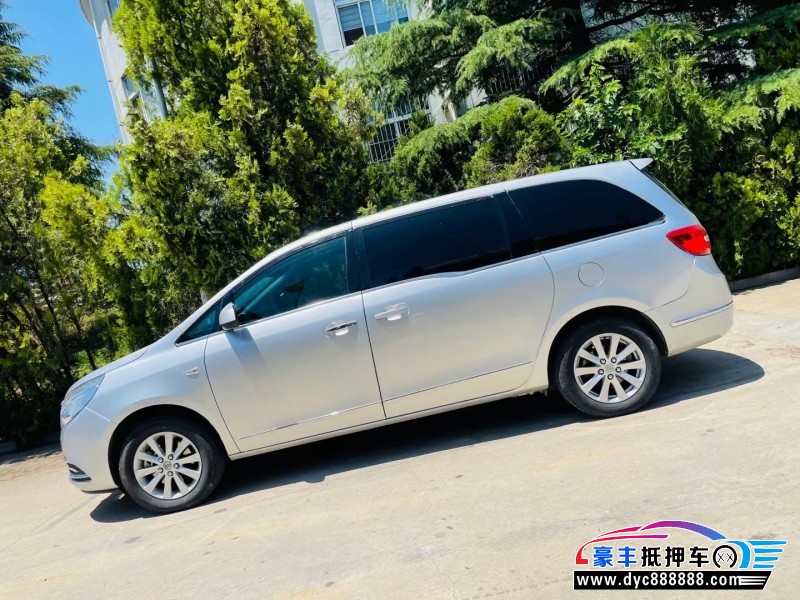 17年别克GL8轿车抵押车出售