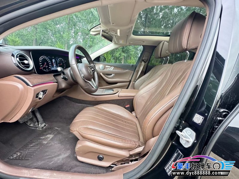 20年奔驰E轿车抵押车出售