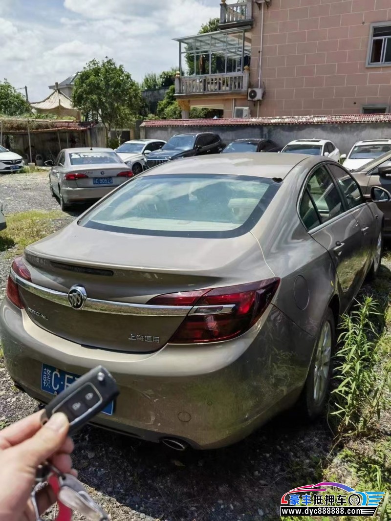 15年别克君威轿车抵押车出售