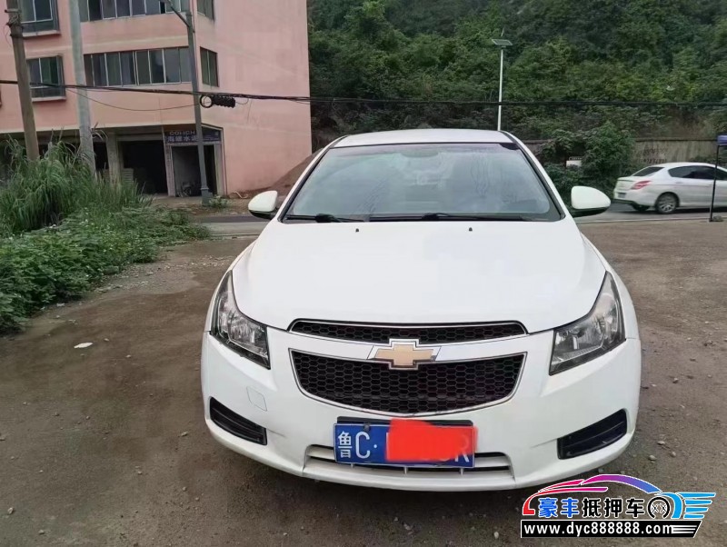 14年雪佛兰科鲁兹轿车抵押车出售