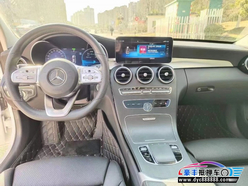 21年奔驰C轿车抵押车出售