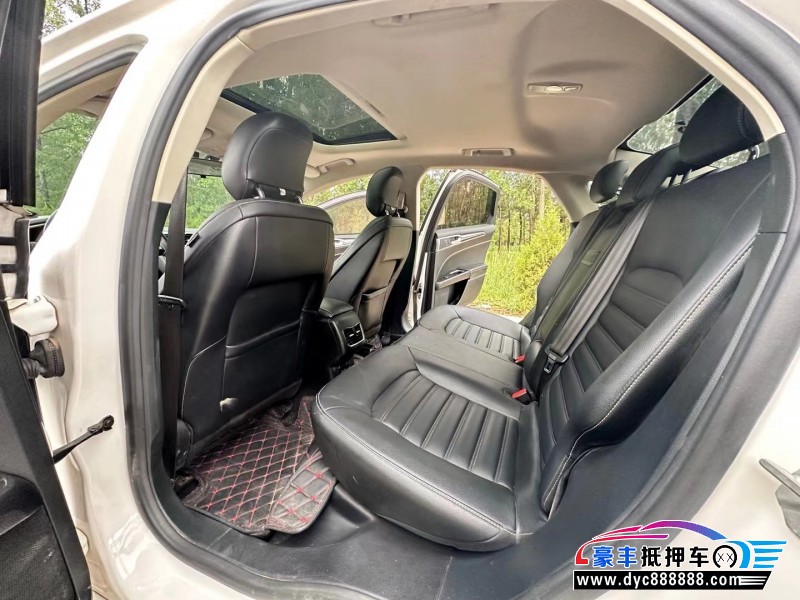 20年福特蒙迪欧轿车抵押车出售