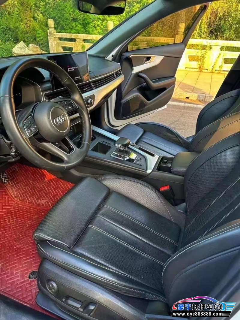 20年奥迪A4轿车抵押车出售