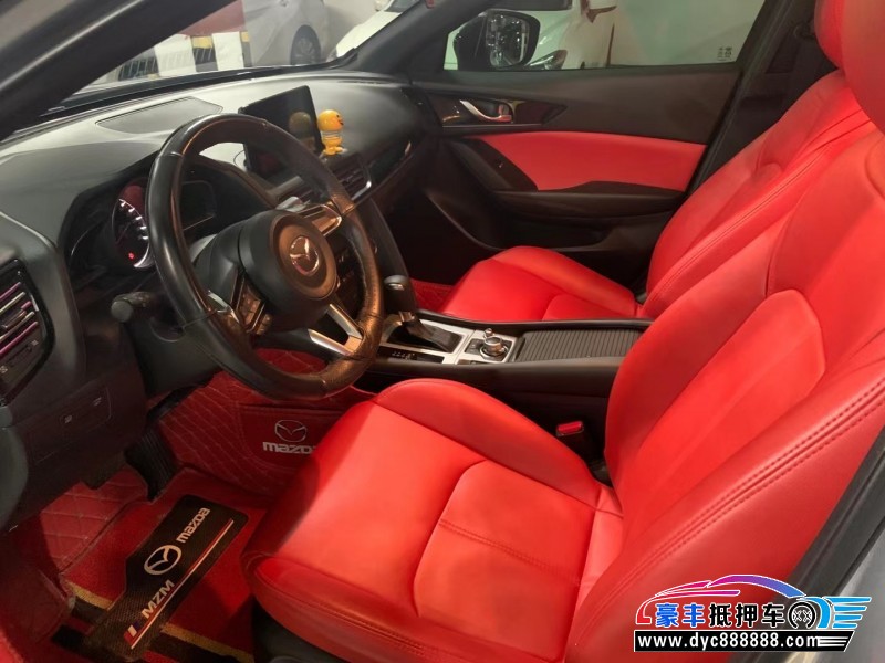 20年马自达CX-4轿车抵押车出售