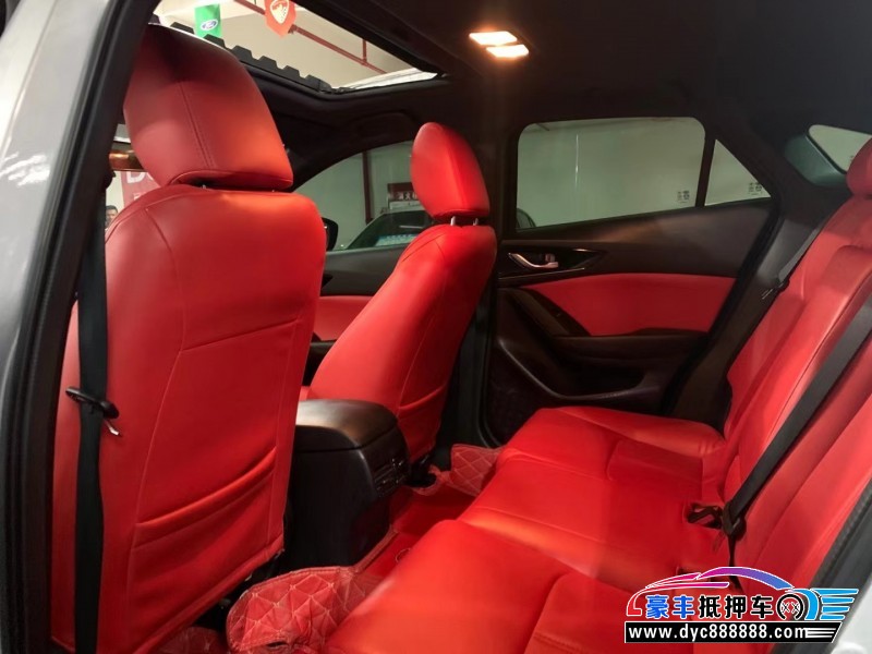 20年马自达CX-4轿车抵押车出售