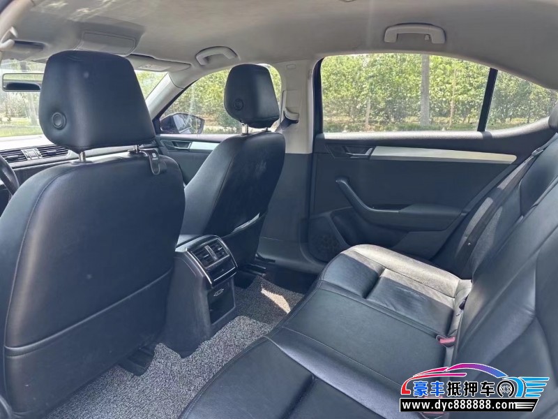 17年斯柯达速派轿车抵押车出售