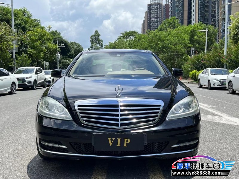 12年奔驰S轿车抵押车出售