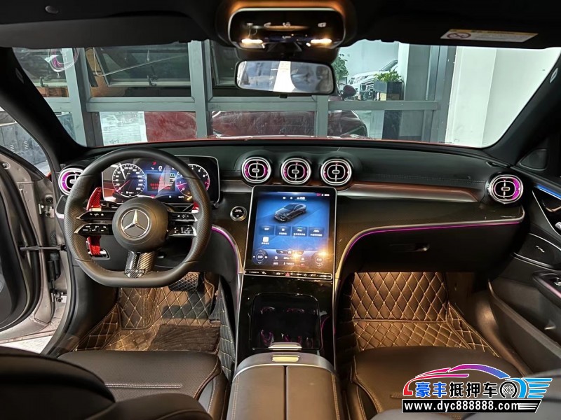 22年奔驰C轿车抵押车出售