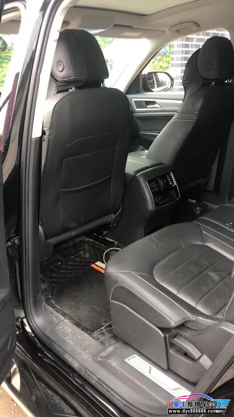 18年大众途昂轿车抵押车出售