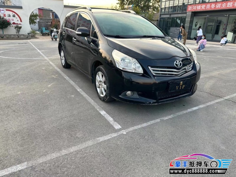 13年丰田逸致轿车抵押车出售