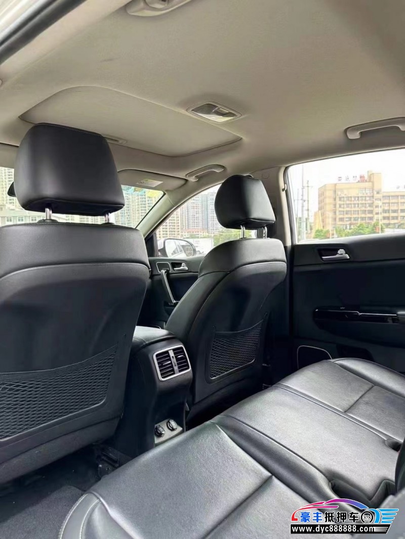 17年起亚KX5轿车抵押车出售