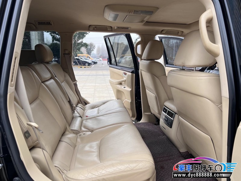 11年雷克萨斯LX轿车抵押车出售