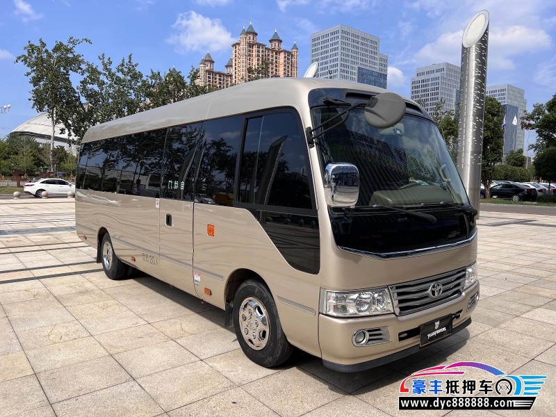 17年丰田考斯特轻客抵押车出售