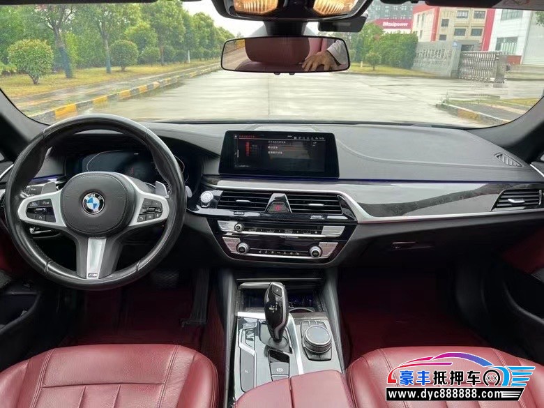 20年宝马5系轿车抵押车出售