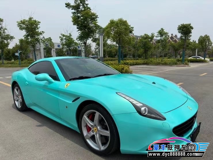 15年法拉利California T轿车抵押车出售