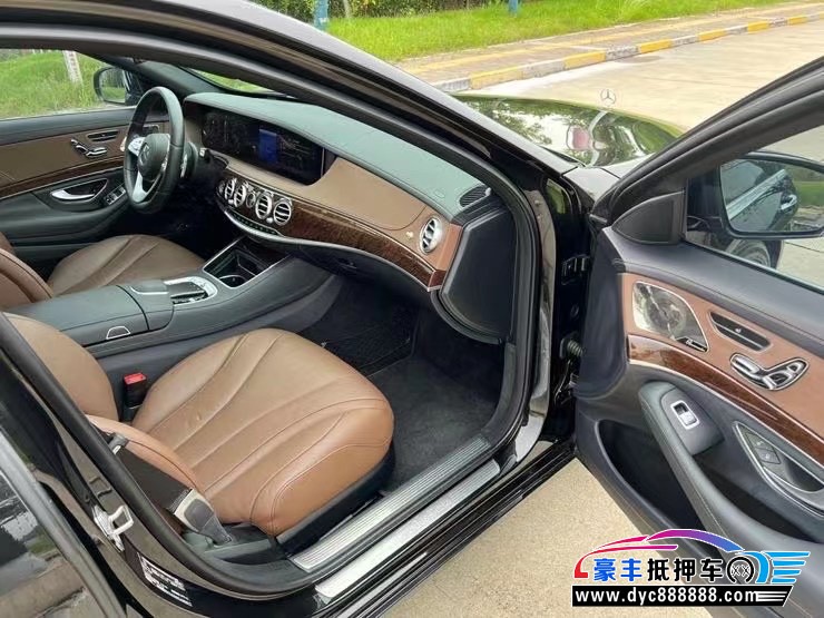 21年奔驰S轿车抵押车出售