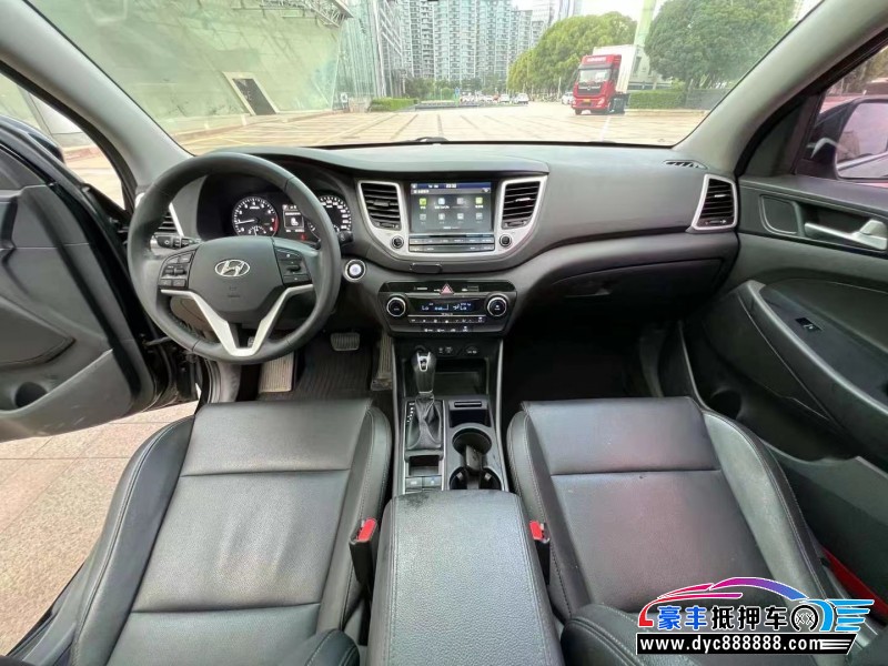 19年现代途胜轿车抵押车出售