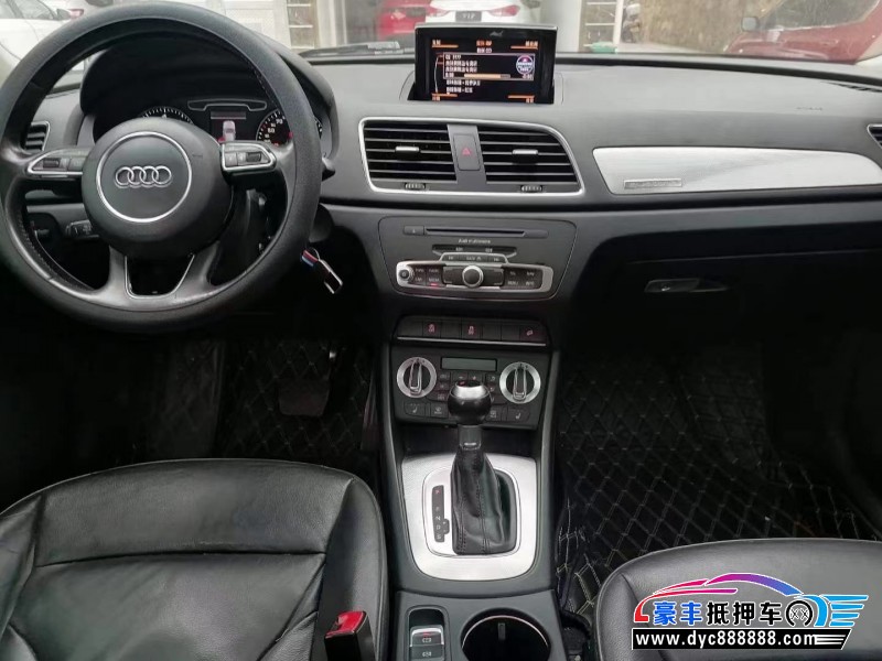 13年奥迪Q3轿车抵押车出售