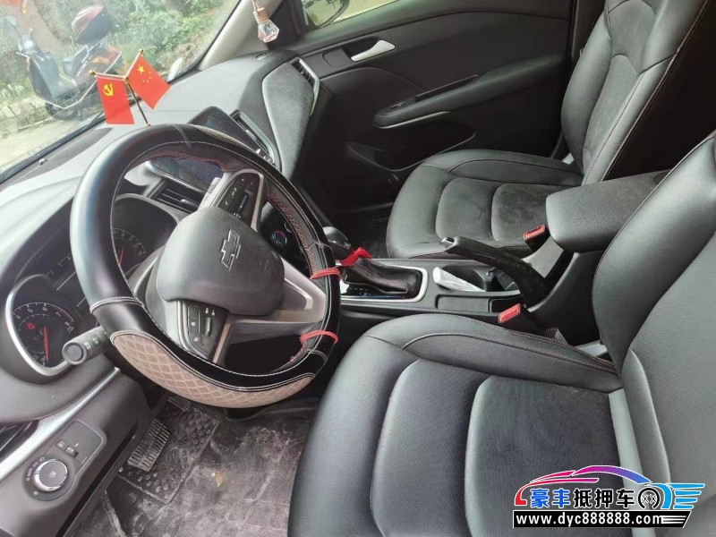 20年雪佛兰科鲁泽轿车抵押车出售