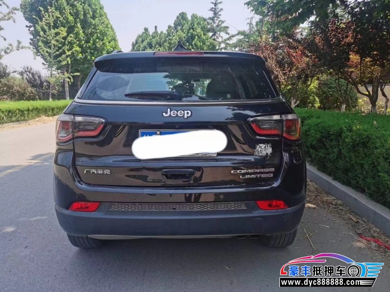 17年Jeep指南者轿车抵押车出售