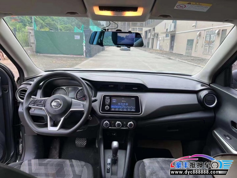 21年日产劲客轿车抵押车出售
