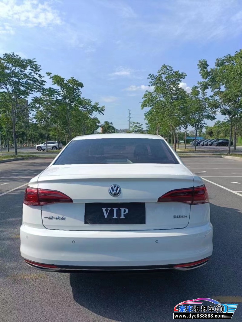 20年大众宝来轿车抵押车出售