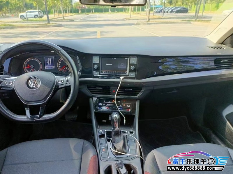 20年大众宝来轿车抵押车出售